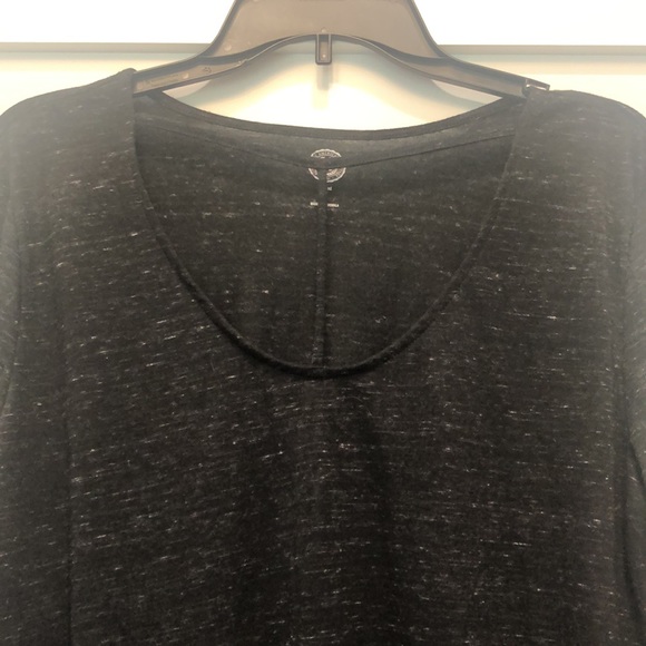 SO Relaxes Black Heather Shirt - Picture 2 of 4